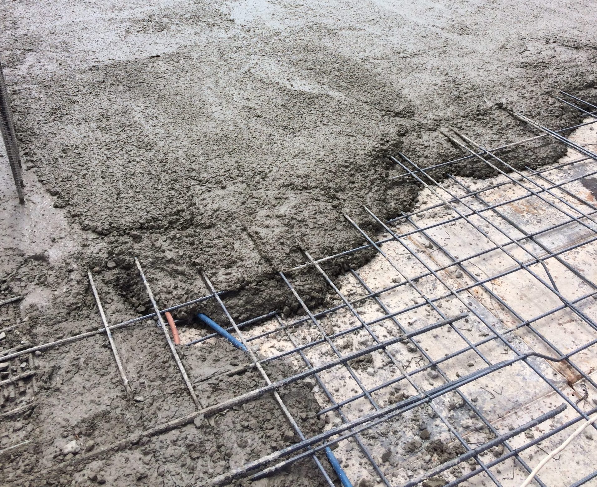 Erken Dayanımlı Beton Katkısı